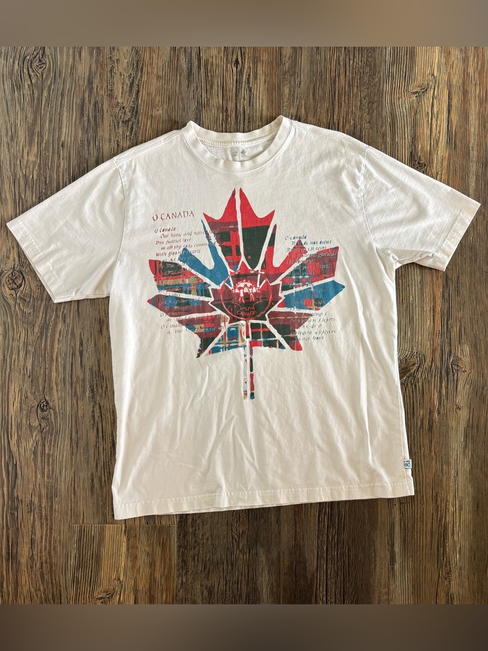 Vtg Hudson’s Bay Canada S/S Tee Shirt Large Cream Olympics “O Canada” Maple Leaf